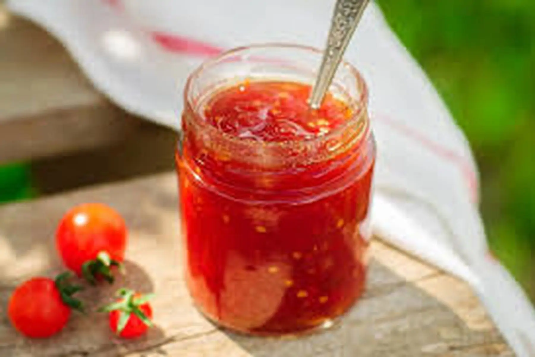 confiture de tomates rouges