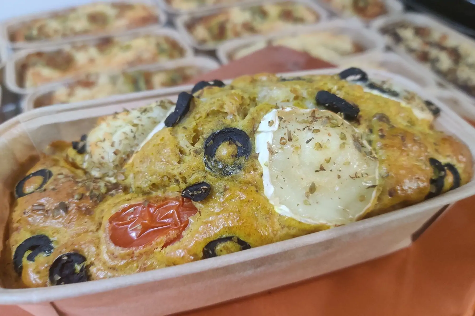 cake salé curry chèvre tomates