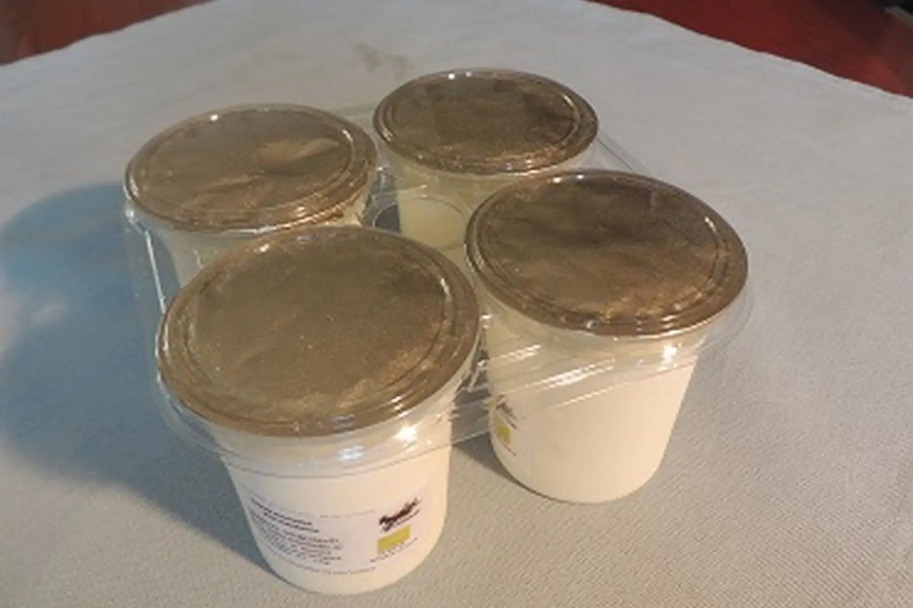 4 yaourts aromatisés à la verveine citronnée