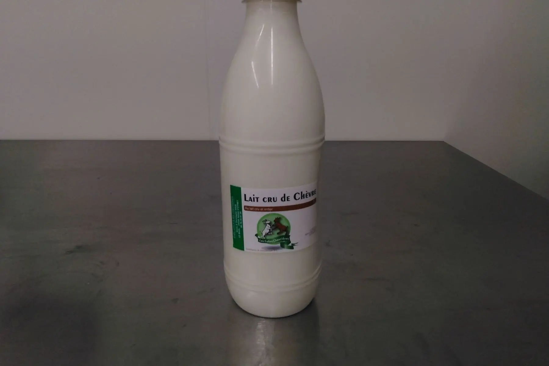 1 litre de lait de chèvre cru