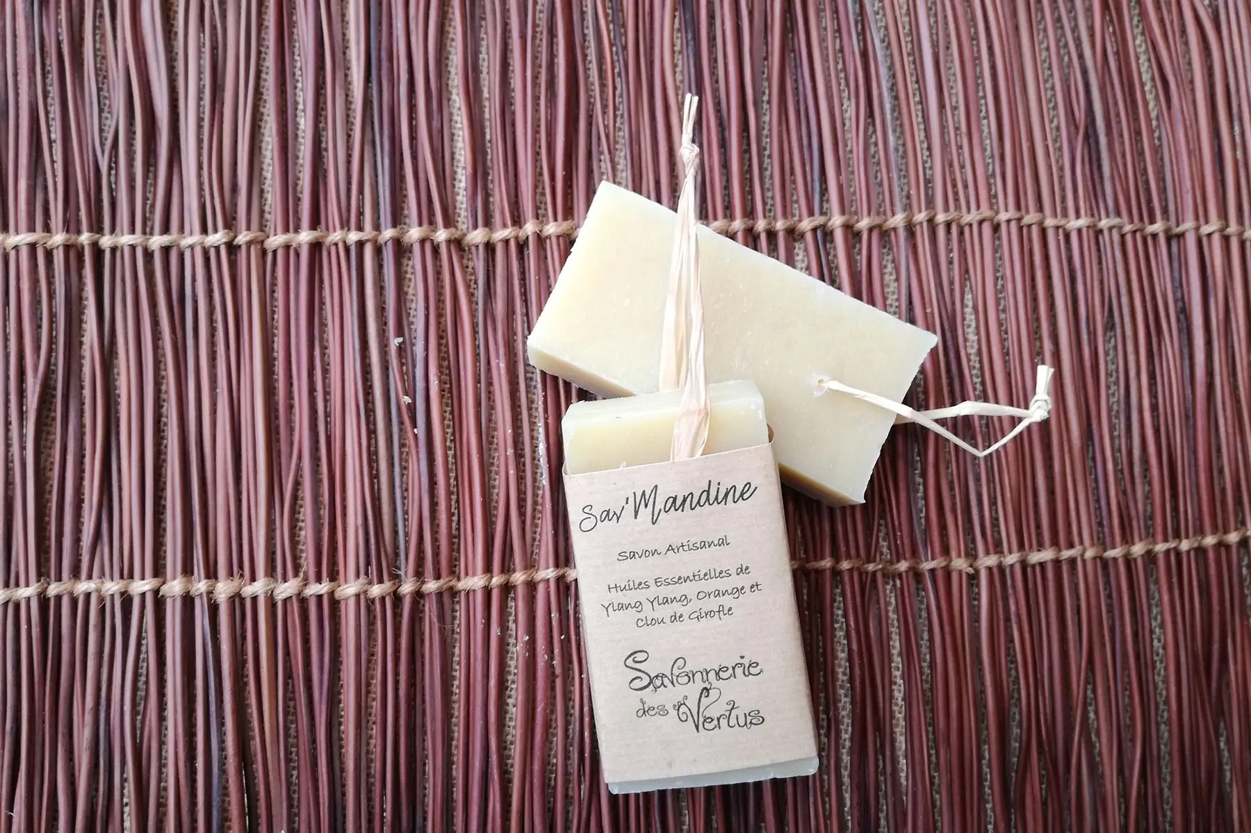 sav'mandine 100g. savon visage et corps.