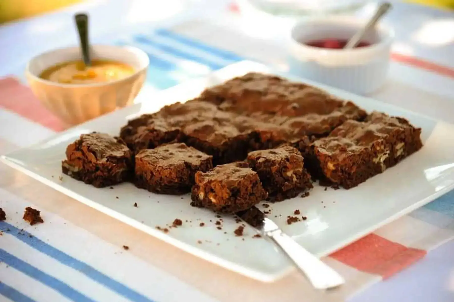 5/ brownie aux noix, 1 ou 6 parts.