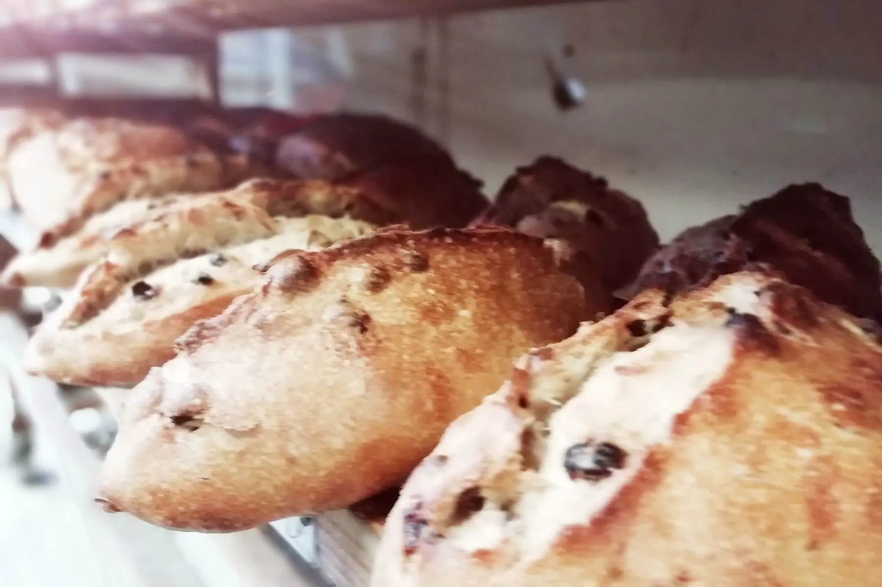 pain aux noisettes, amandes raisins