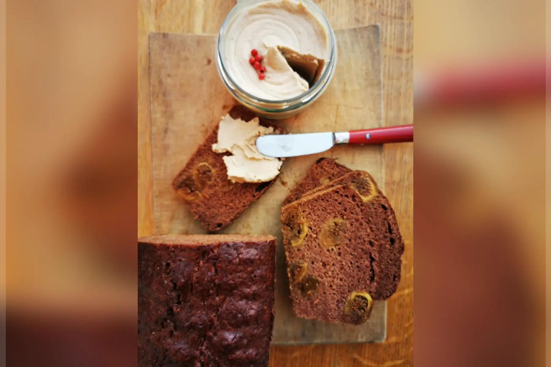 pain de sarrasin cuit à la vapeur douce aux figues v sg