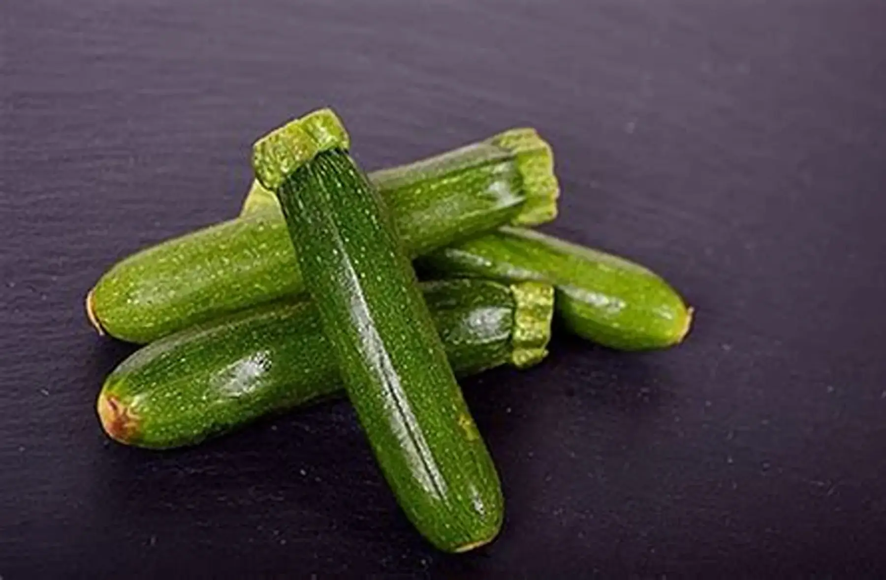 mini courgette verte