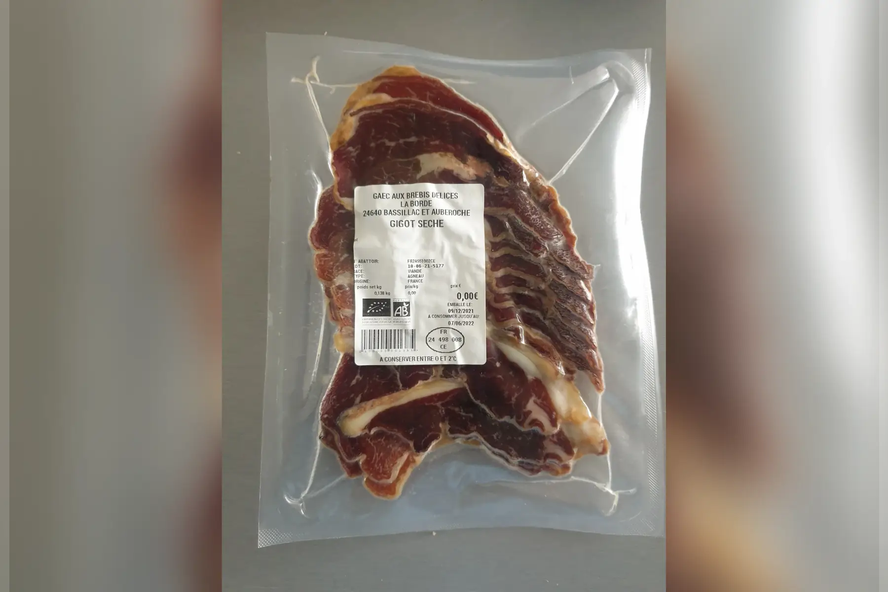 gigot d'agneau séché (environ 100 g)