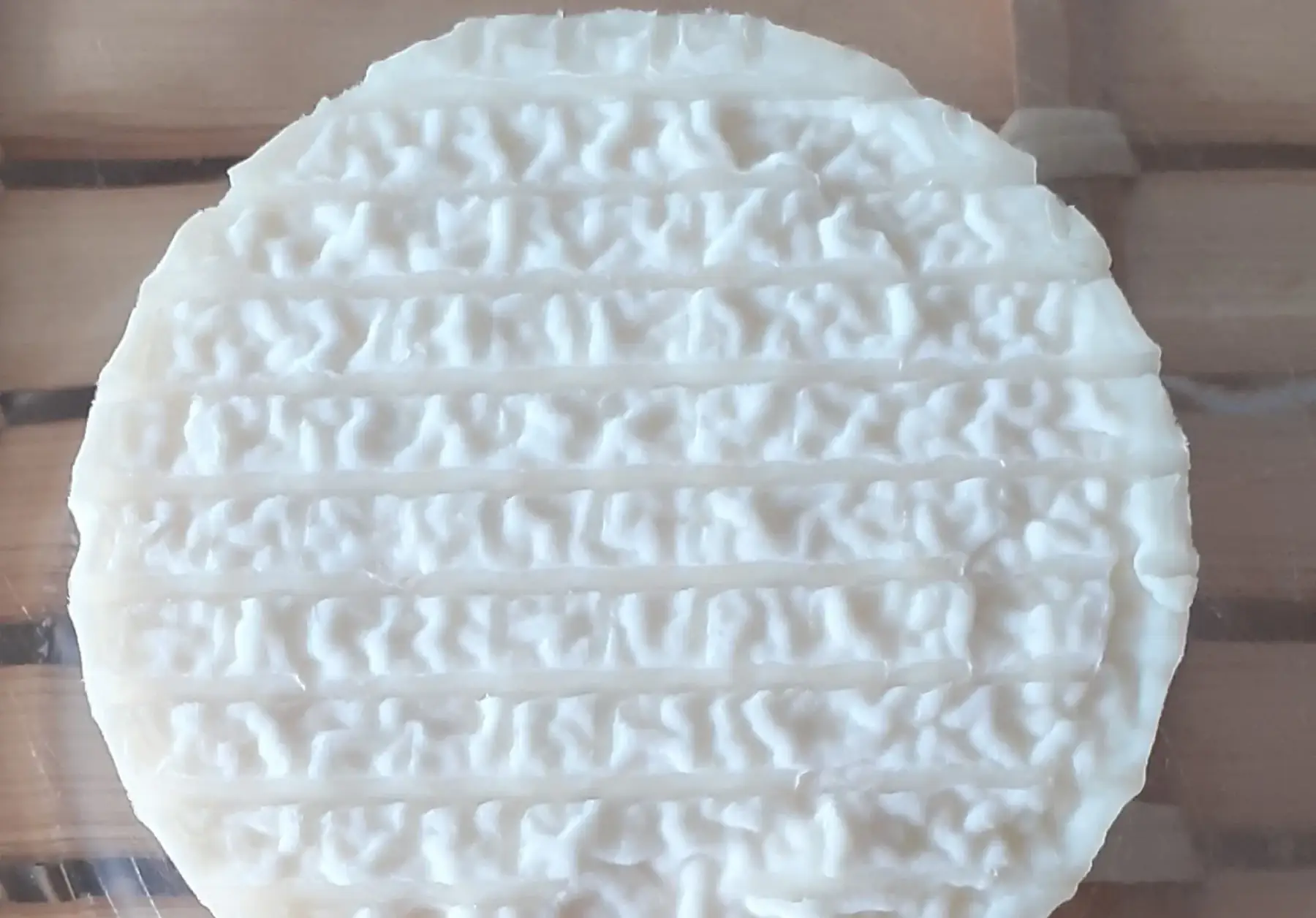 Palets au lait cru (environ 25-30 g x 2)