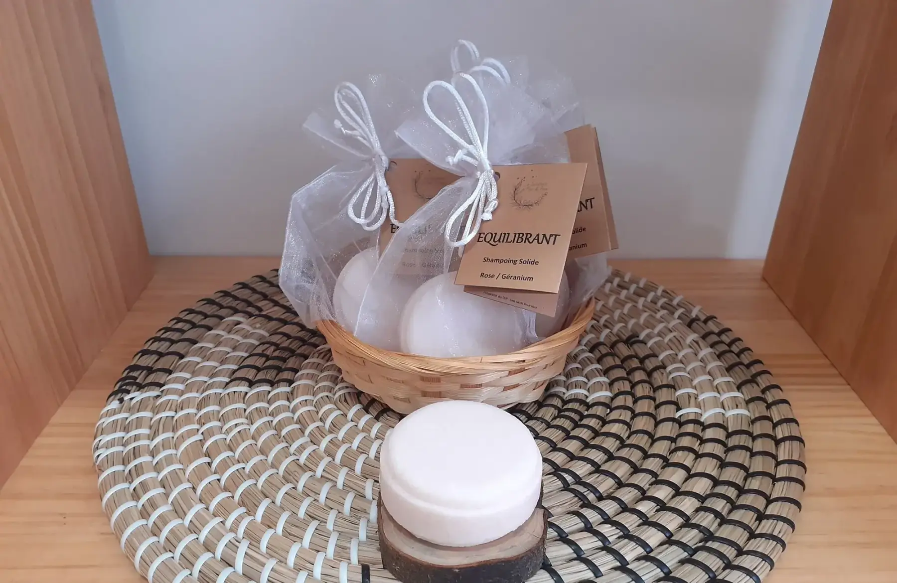 shampoing solide equilibrant (rose / géranium)