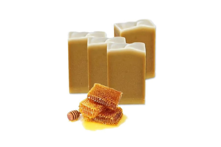 savon lune de miel ( lait d'anesse, chanvre, miel)