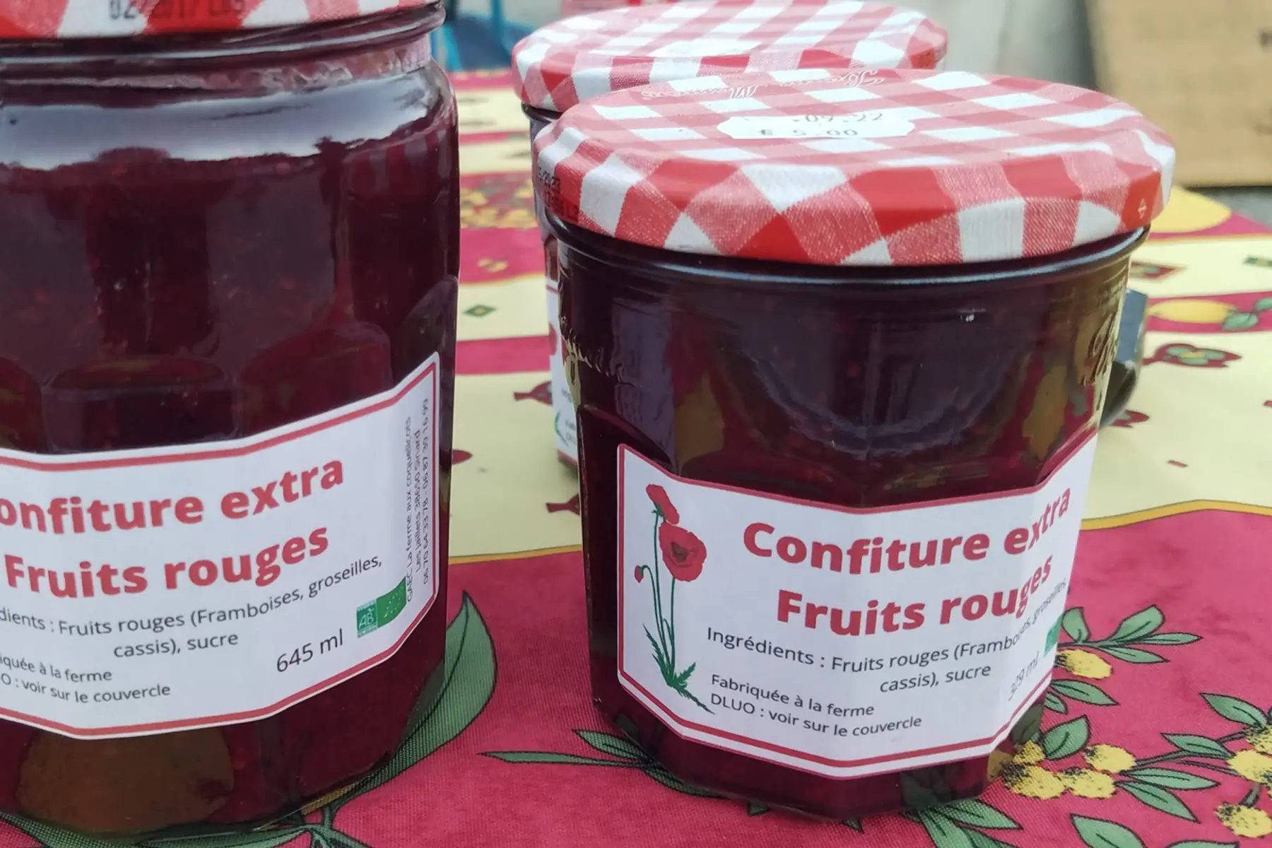 confiture extra de fruits rouges