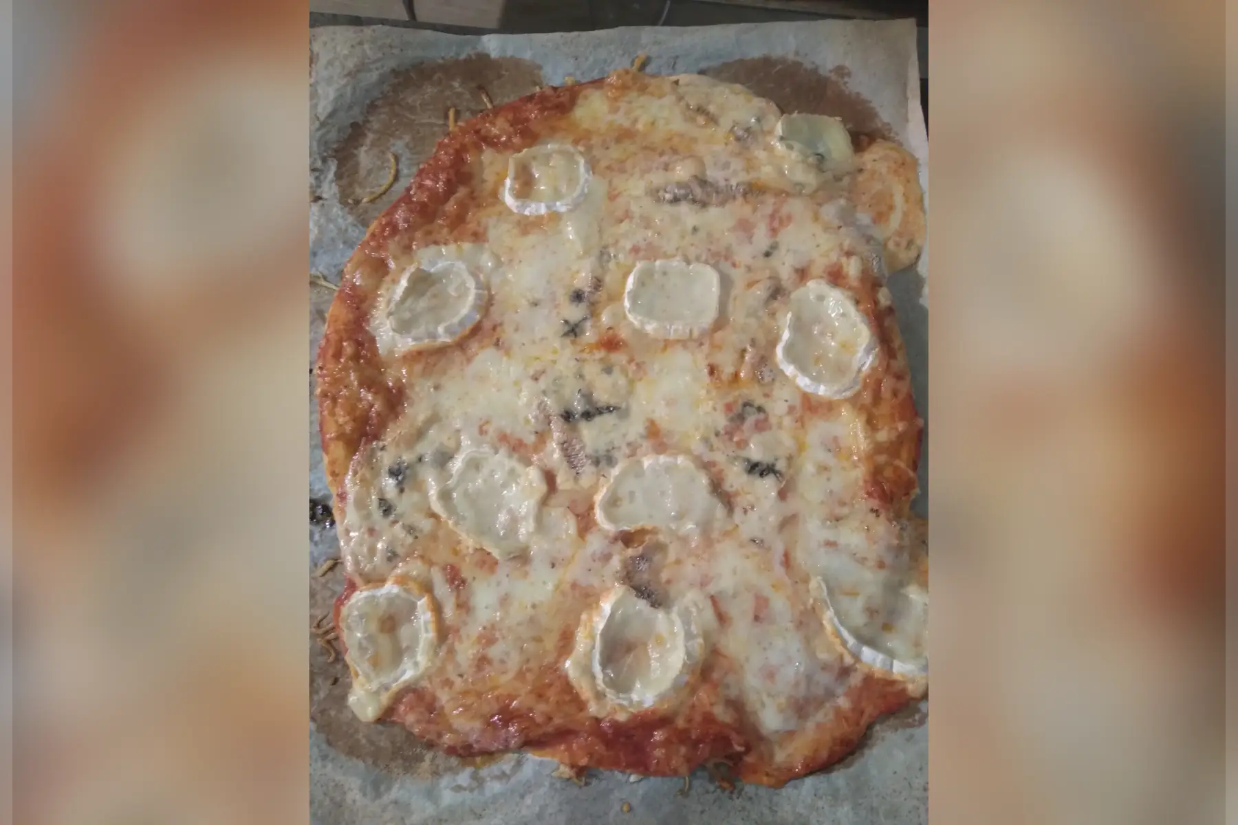 pizza sauce tomate 4 fromages