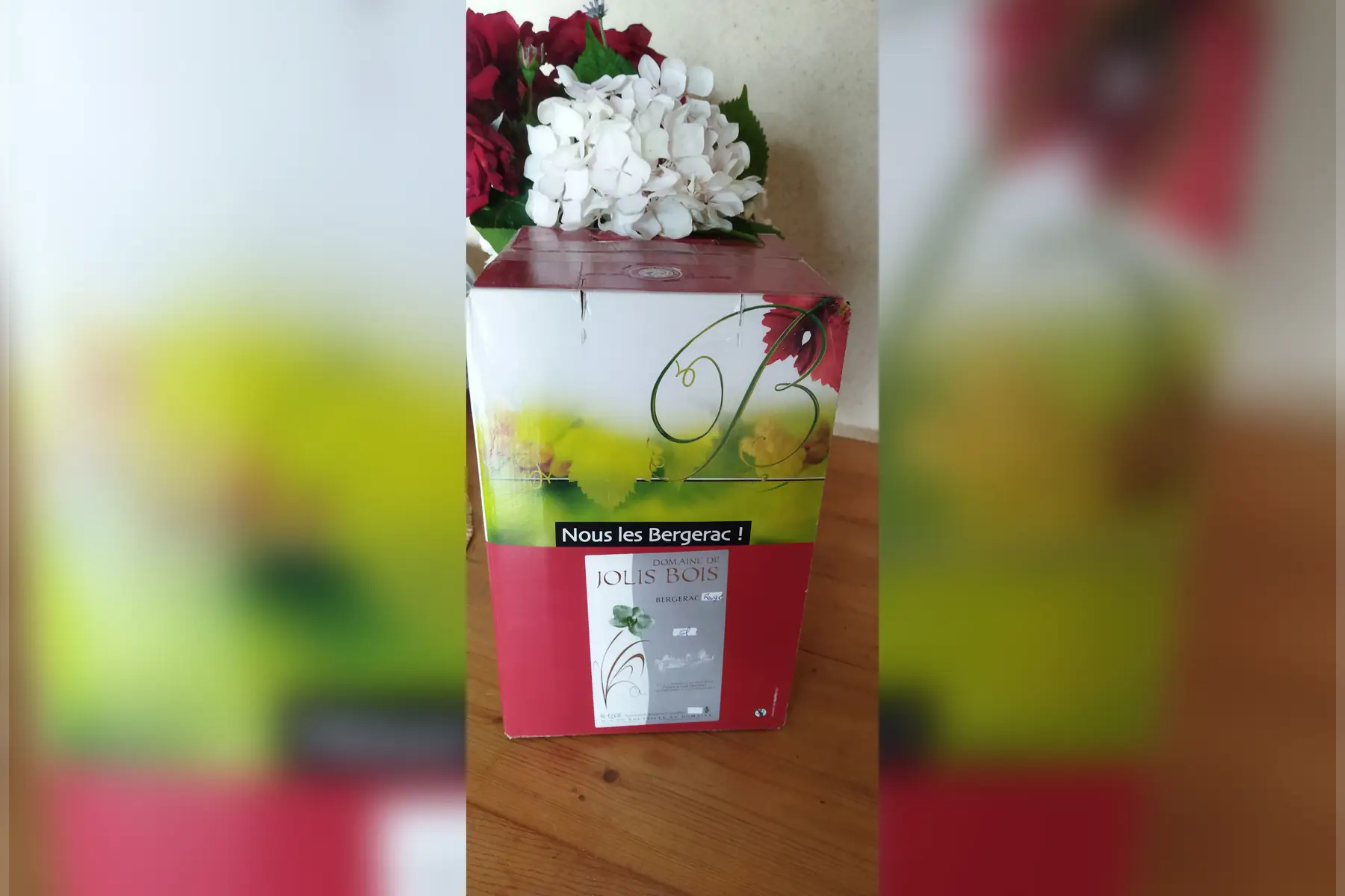 fontaine à vin de bergerac rouge