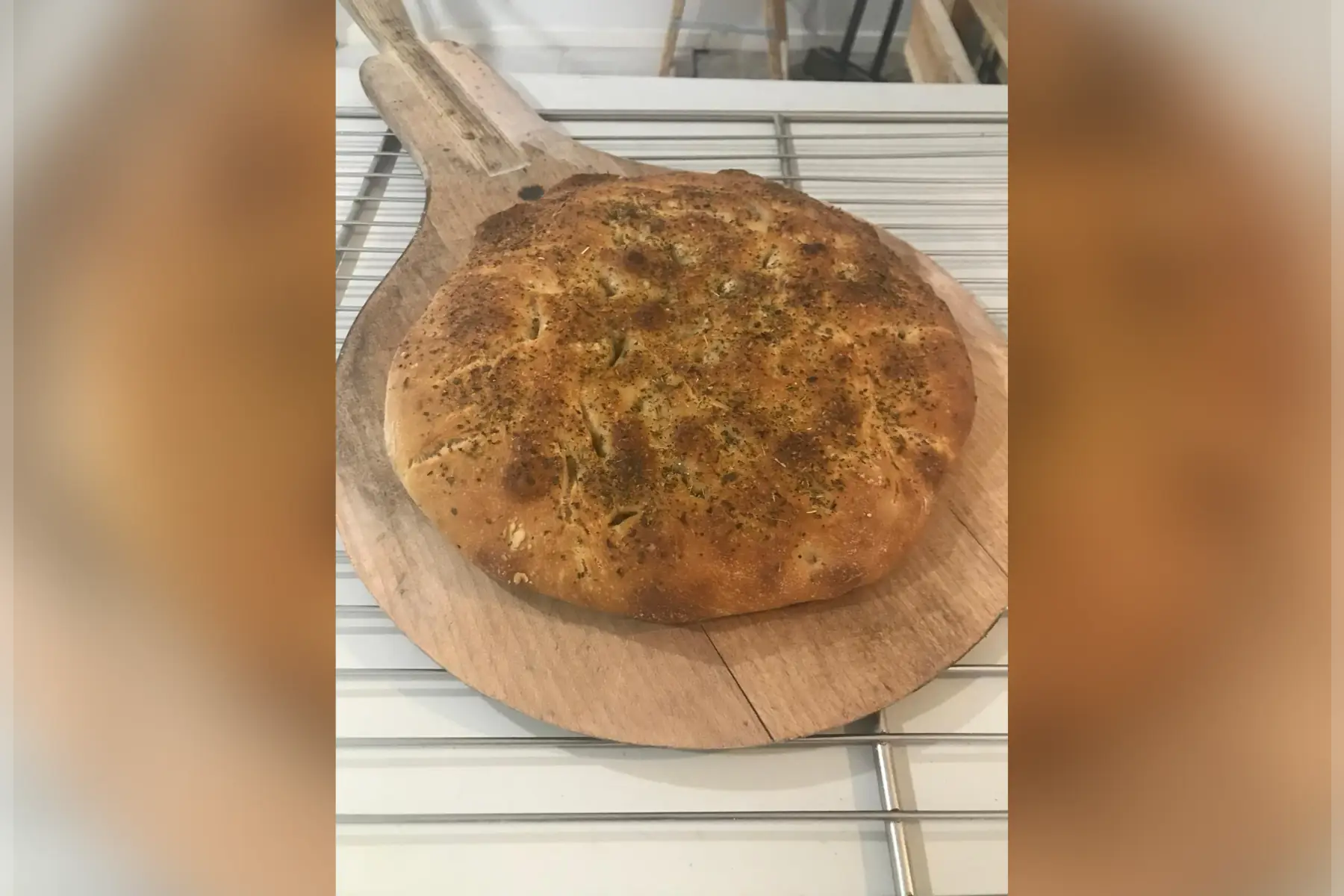 focaccia aux olives 450g.