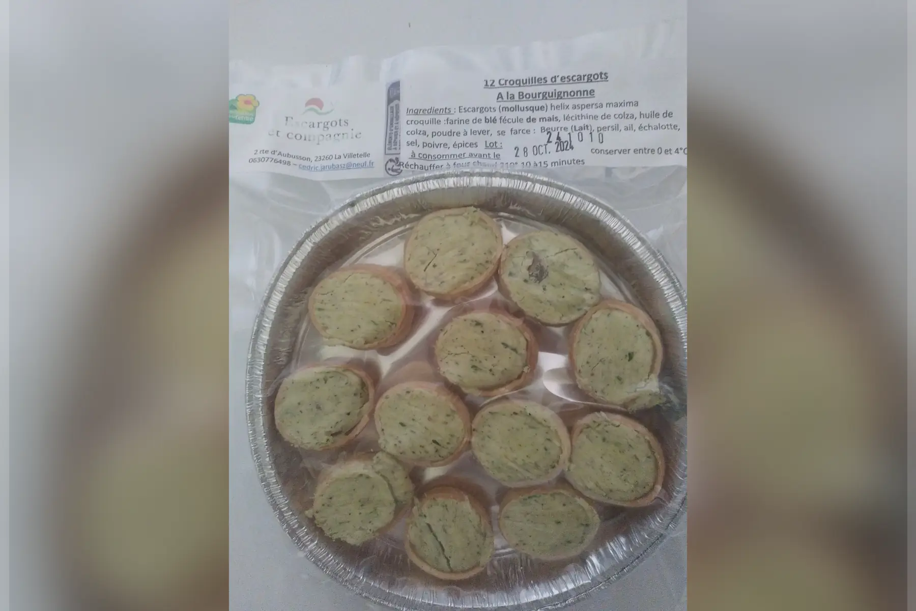 12 escargots en croquilles à la bourguignonne