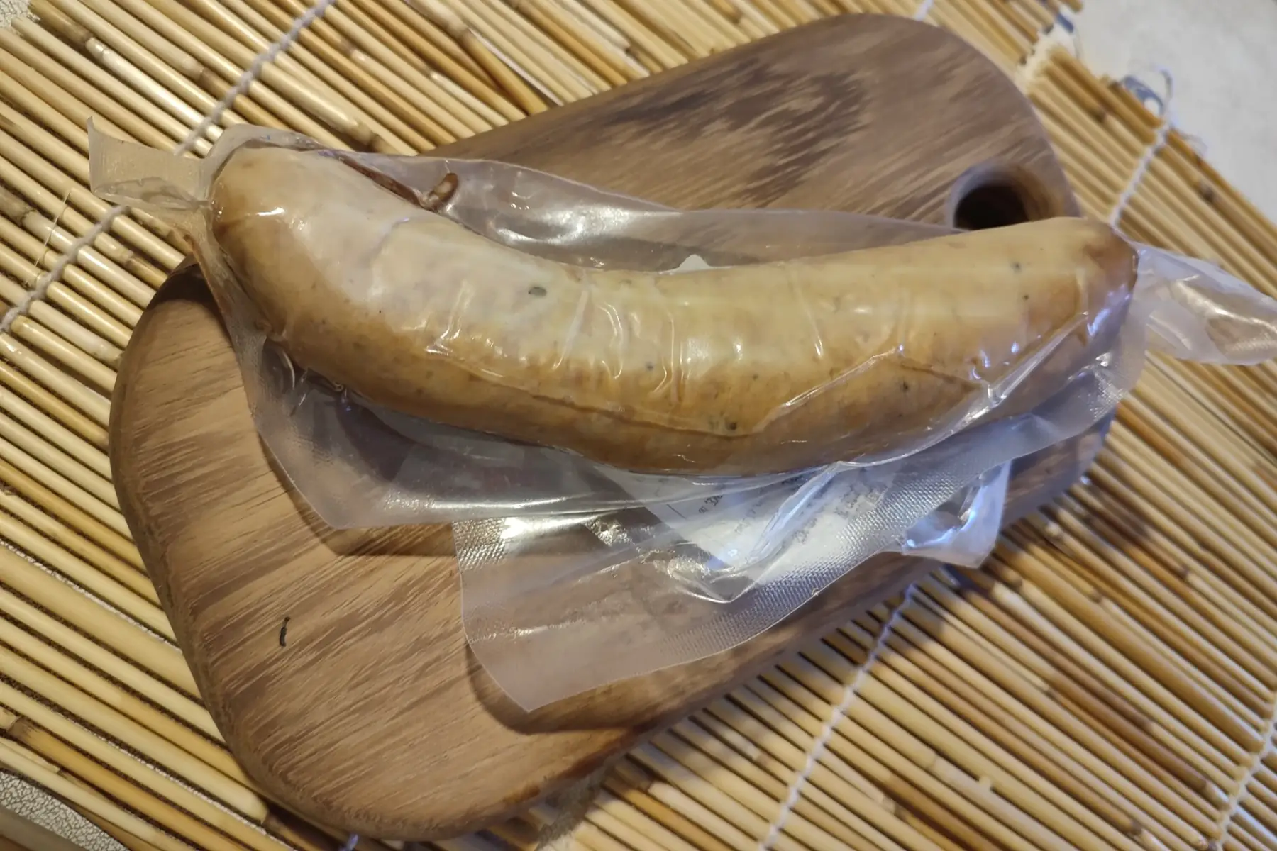 saucisson à l'ail fumée de pbo