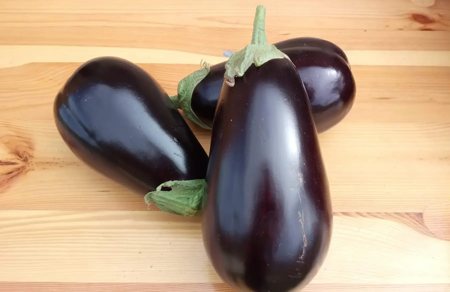 aubergine violette