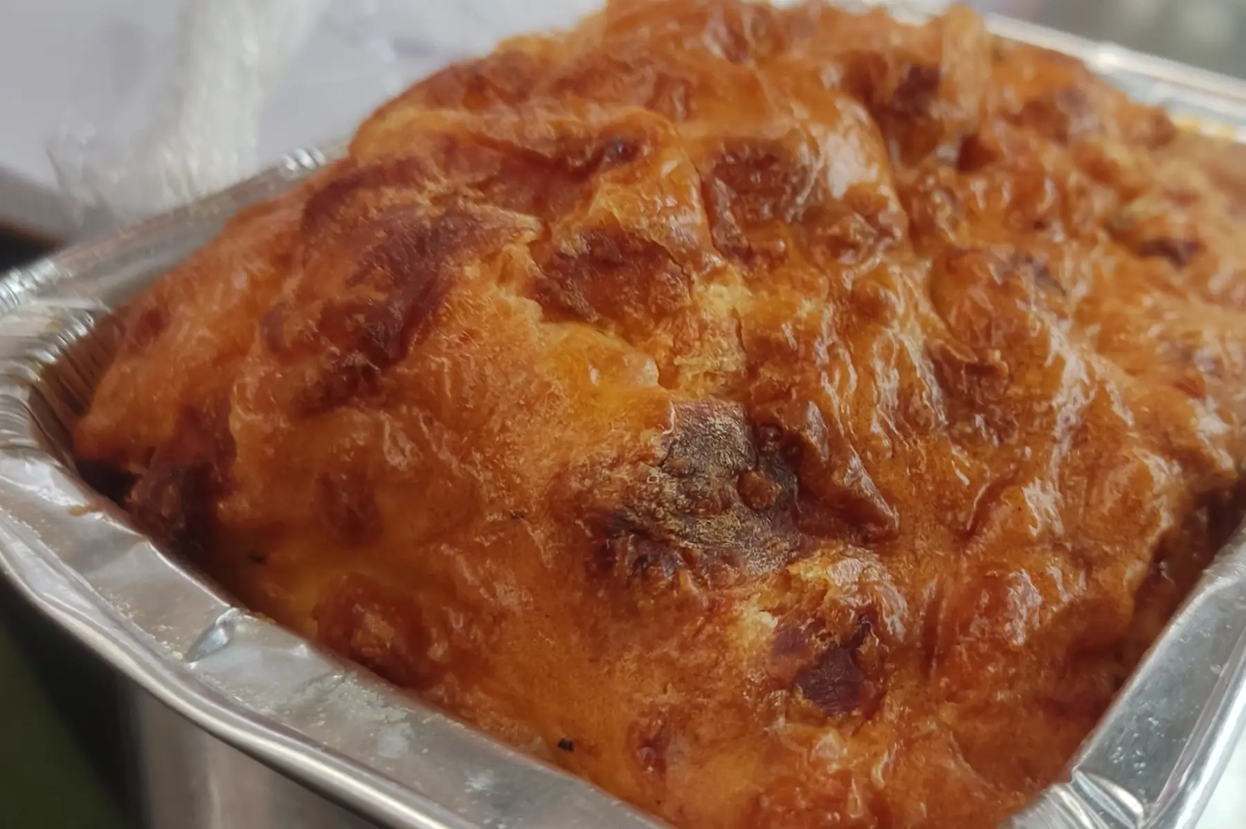 Brioche tome fraîche , lardon et chorizo