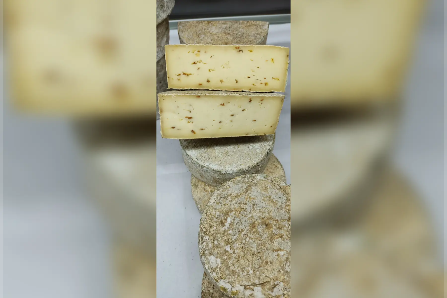 fourme de rochefort montagne cumin 300 grs