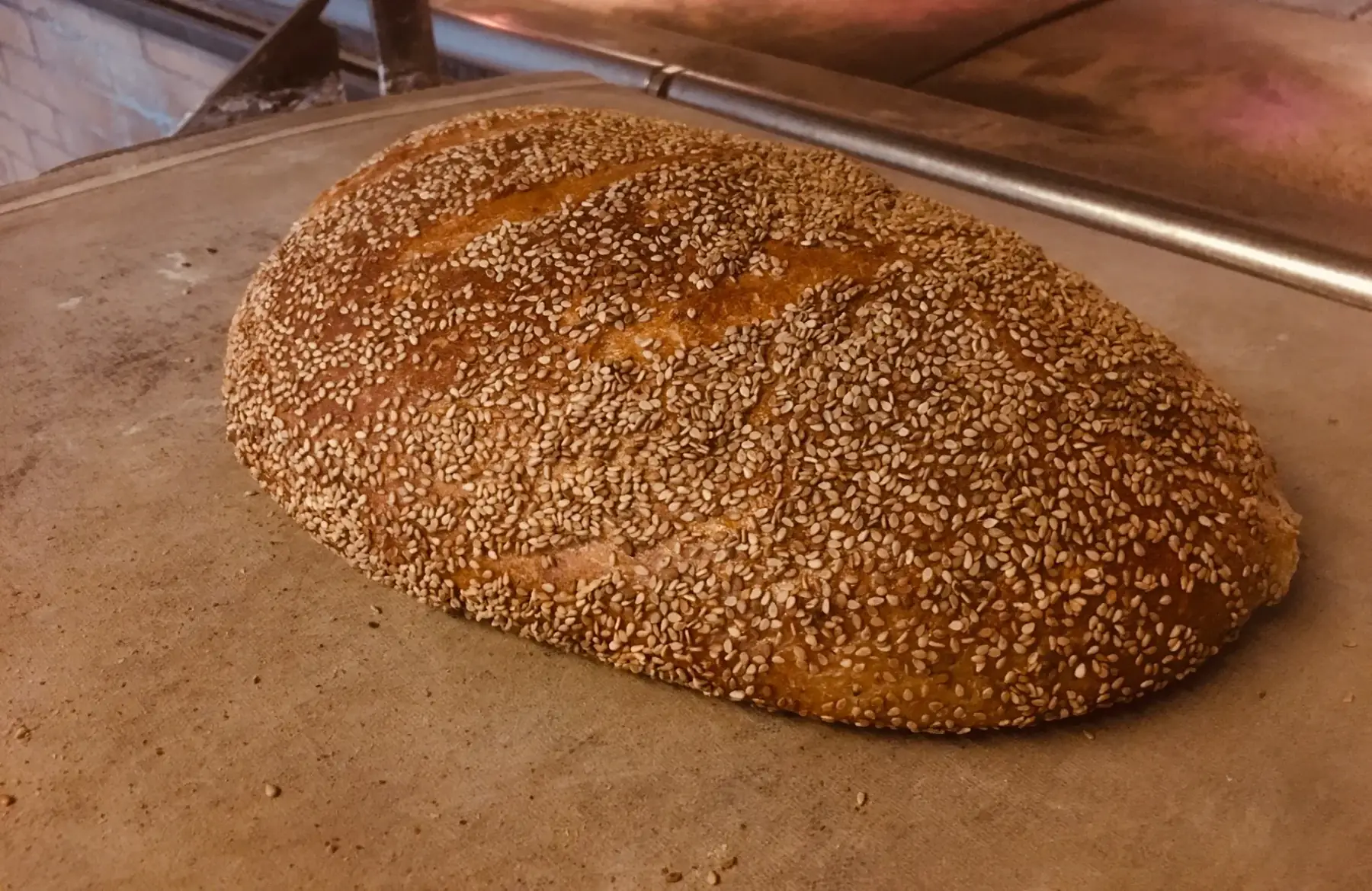 Pain demi-complet sésame rond 800gr