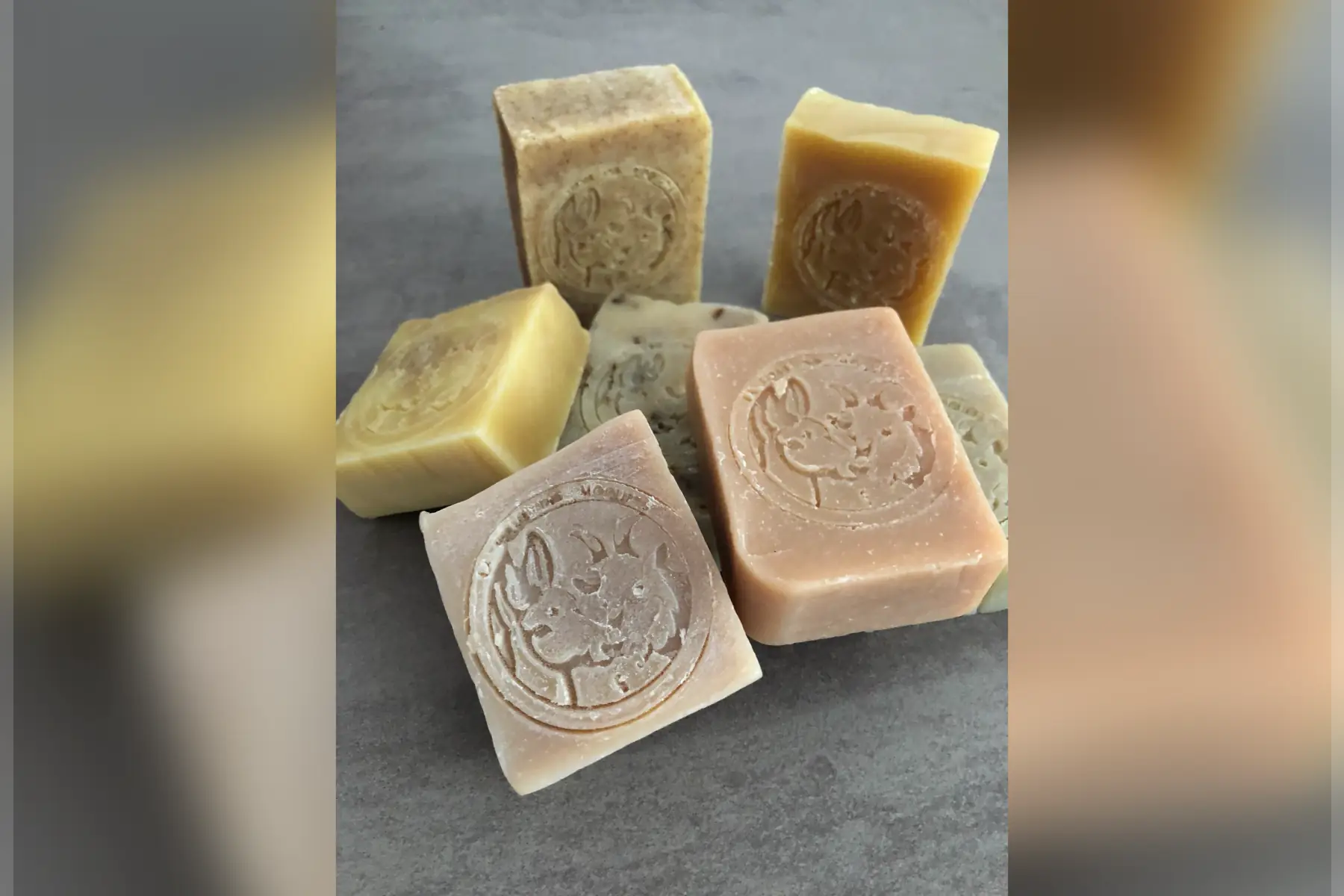 savon lait de chévre : rose, menthe, lavande, fleure de coton 100g