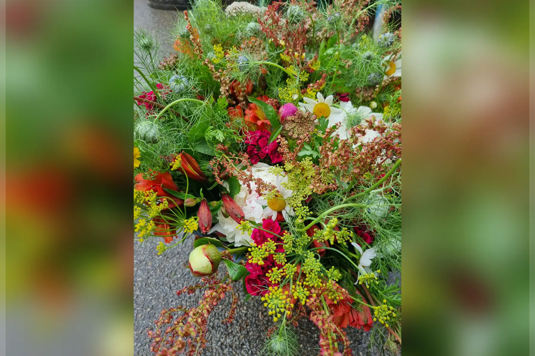 Bouquet de fleurs du jardin (au choix)
