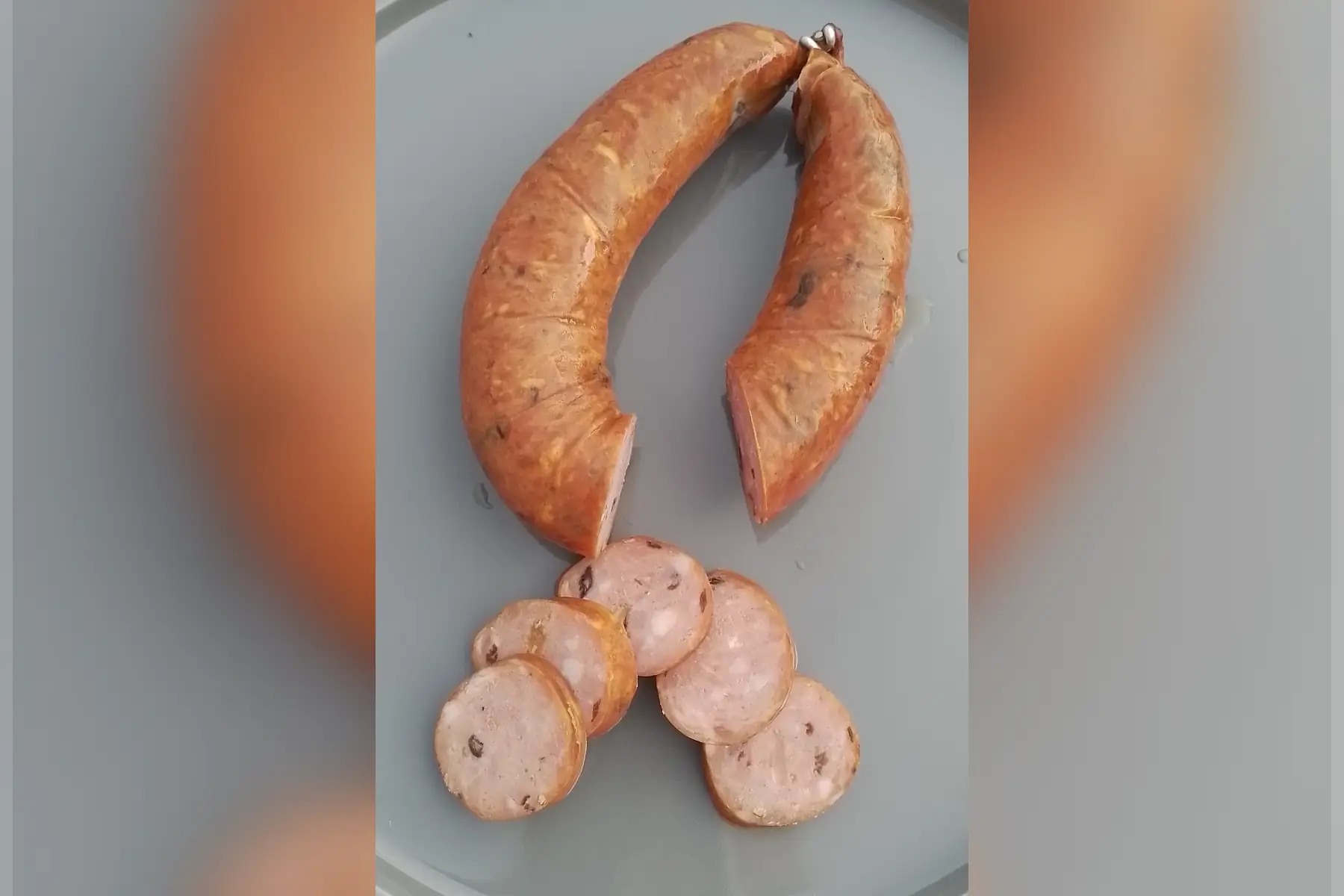 Saucisse fumée de volaille bio, cuite aux algues